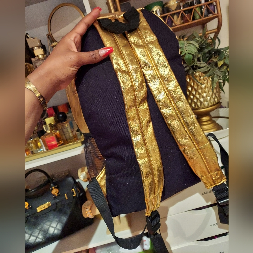 Gold backpack - Picture 4 of 15